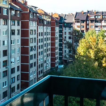 Spacious Cozy Cheyf Lägenhet Sarajevo