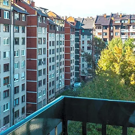 Spacious Cozy Cheyf Sarajevo